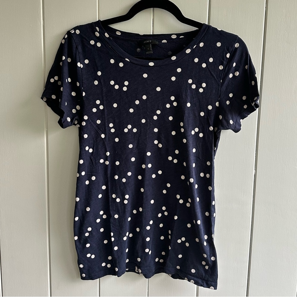 J Crew polka dot tshirt, S. Great condition! Navy blue.